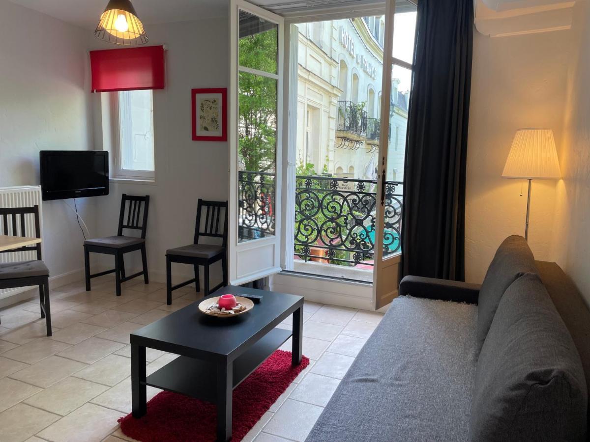 Appartement Coeur De Ville 希农 外观 照片